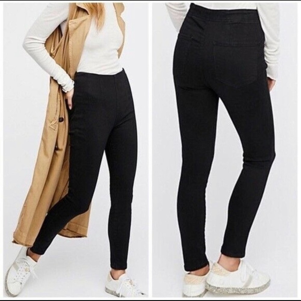 Free People | Black High Waisted Pull On Jeans